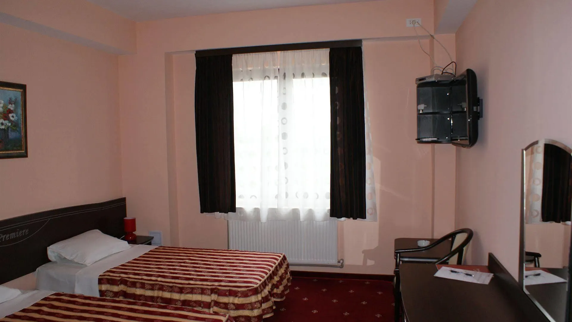 Hotel Premiere Βουκουρέστι 3*,